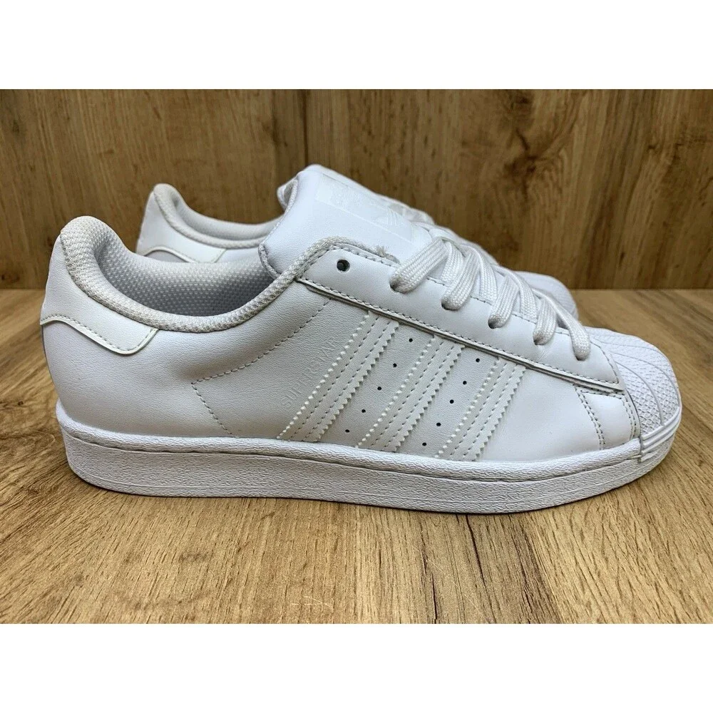Adidas Superstar Women’s 7 Triple White Leather Shell Toe Sneakers FV3285